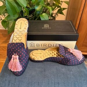 BirdiesThe Robin tasseled mule in navy/pink/red size 8.5 NIB